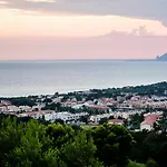 Moresco Park 3*