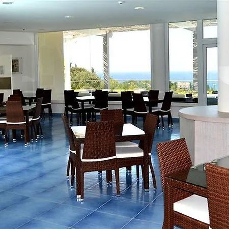 Moresco Park 3* Sperlonga