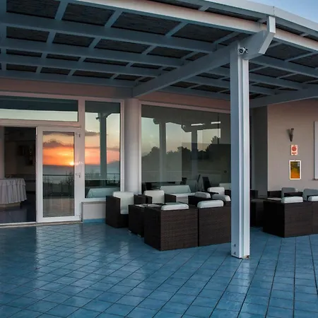 Moresco Park 3* Sperlonga