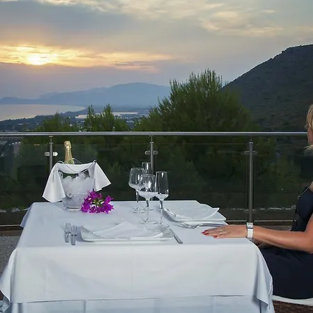 Moresco Park فندق